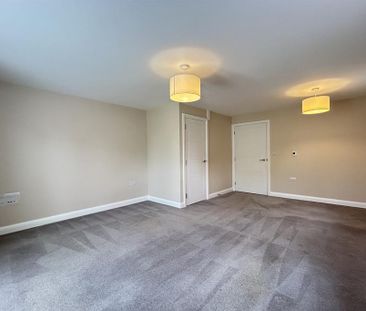 2 bedroom semi-detached house to rent - Photo 2