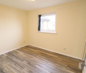 2 Bed, Second Floor Flat - Photo 6