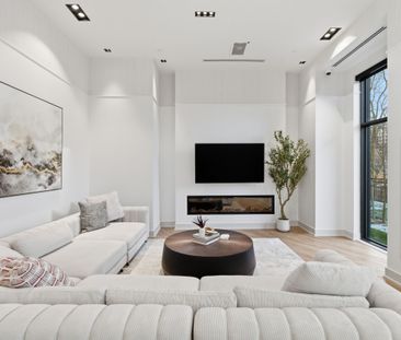 For Lease - 2088 James Street, Burlington, Ontario - Photo 1