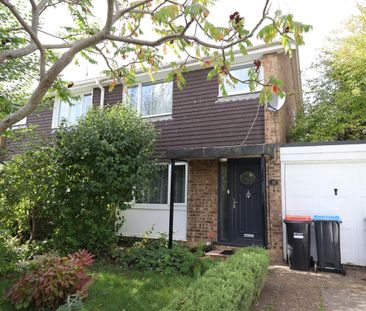 3 bedroom semi-detached house to rent - Photo 6