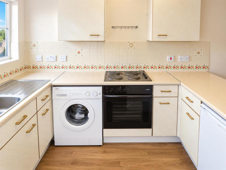1 bedroom apartment to rent - Photo 2
