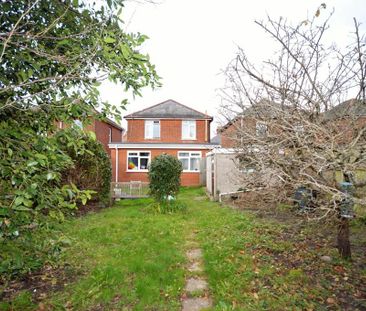 6 bedroom detached house to rent - Photo 4