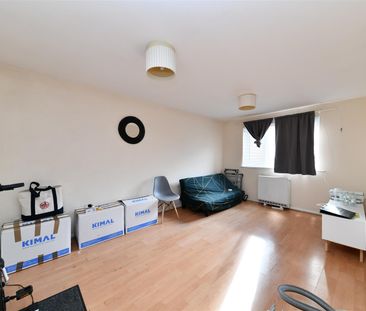 Prestatyn Close, Stevenage, SG1 - Photo 1