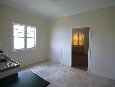 116 Mort Street, Toowoomba City - Photo 2