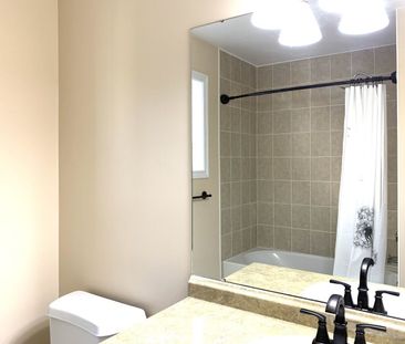 For Lease - 36 Pearl Drive, Orillia, Ontario - Photo 6