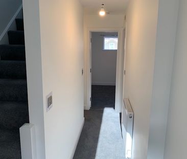 Singleton Road, Splott - Photo 1