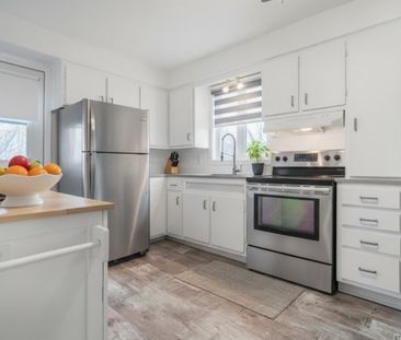 Appartement lumineux de 3 chambres à louer – 2e étage d’un duplex à... - Photo 3