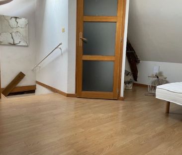 CHARMANT T1 BIS EN DUPLEX HYPER CENTRE VILLE - Photo 3