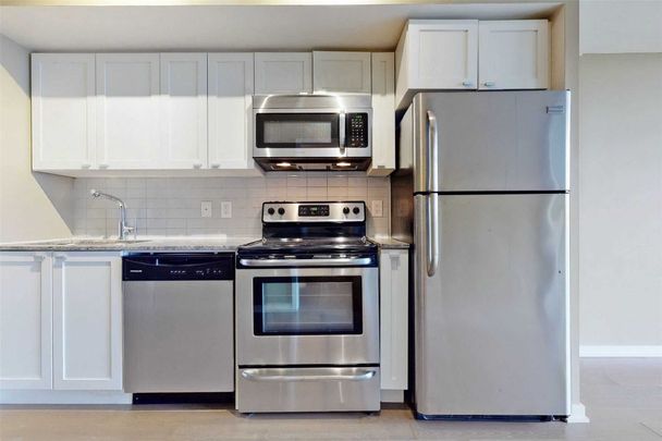 For Lease - 105 The Queensway Avenue Unit# 1208, Toronto, Ontario - Photo 1