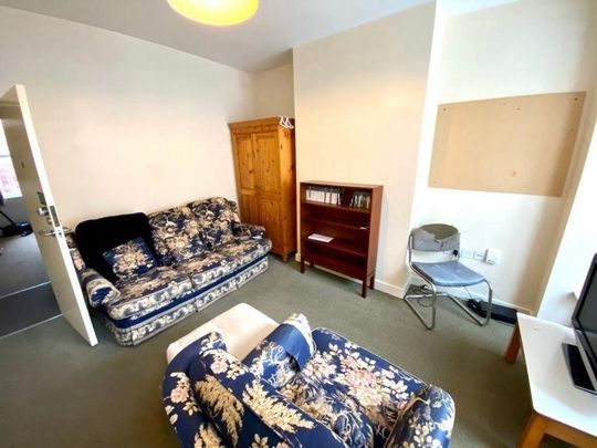 3 bedroom house share to rent - Photo 1