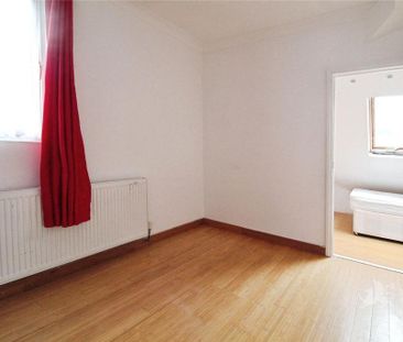 5 bedroom detached house to rent - Photo 5