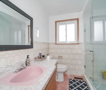 For Lease - 95 Stanley Road Unit# Upper, Toronto, Ontario - Photo 2