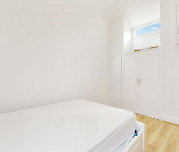 4 bedroom house to rent - Photo 1