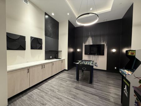 For Lease - 8020 Derry Cross Unit# 805B, Milton, Ontario - Photo 2