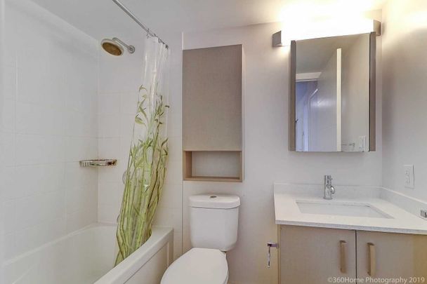 For Lease - 18 Uptown Drive Unit# 627, Markham, Ontario - Photo 1
