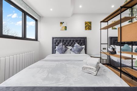 2 Bed Flat, Woodstock Road, NW11 - Photo 4