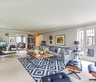 4 bedroom detached house to rent - Photo 3