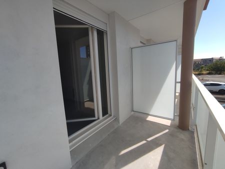Location Appartement 1 pièce 18m² NIMES 30000 - Photo 5