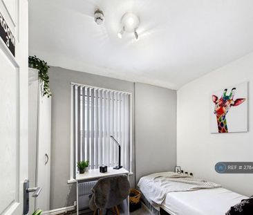 1 bedroom in a house share to rent - Photo 6