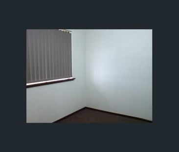 APARTMENT THAT HAS RIVER VIEWS - Photo 6