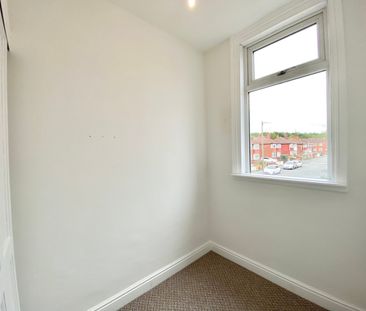 3 Bed End Terrace, Plus An Extra Room, LS12 - Photo 5