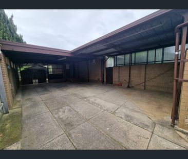 4 Maloney Street, Sunshine West, Vic 3020 - Photo 6