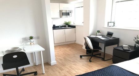 Studio to rent - Photo 5