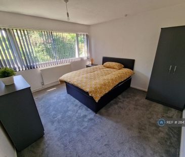 1 bedroom in a house share to rent - Photo 3