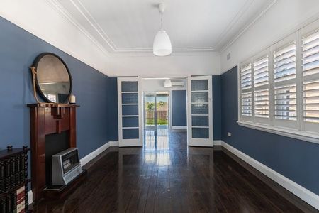 Charming Character Home with Elevated City Views - Photo 3