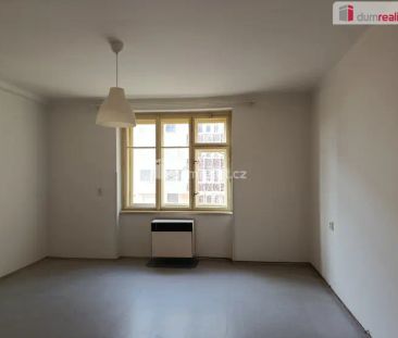 Pěkný byt 1+kk po rekonstrukci, Praha 10 - Strašnice - Фото 1