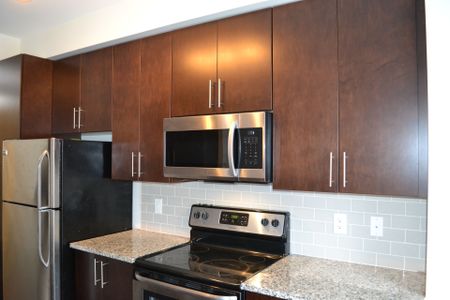 For Lease - 241 Overberg Way, Kanata, Ontario - Photo 3