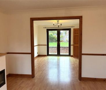 3 bedroom semi-detached house to rent - Photo 3