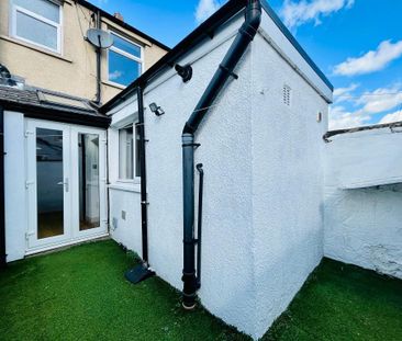 2 bedroom terraced house to rent - Photo 6