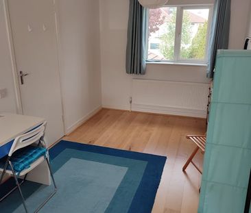 Blackhorse Avenue, Dublin - Photo 5