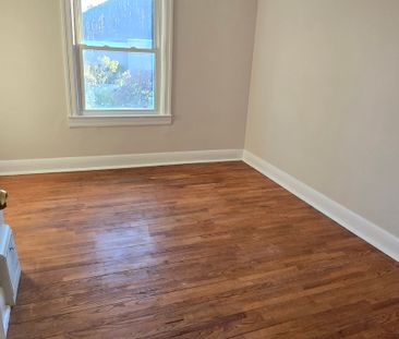 For Lease - 565 Fitch Street, Welland, Ontario - Photo 3