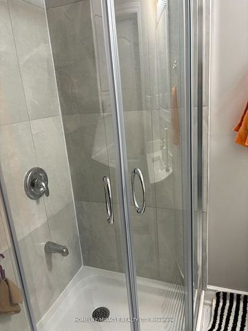 For Lease - 8 Robert Parkinson Drive Unit# Bsmt, Brampton, Ontario - Photo 3