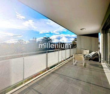 Large bright apartment in Cologny - Photo 1