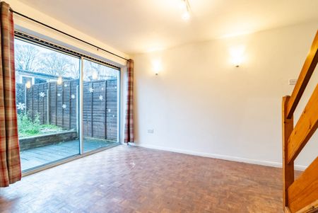 Available unfurnished from 24/11/2025 - Photo 2