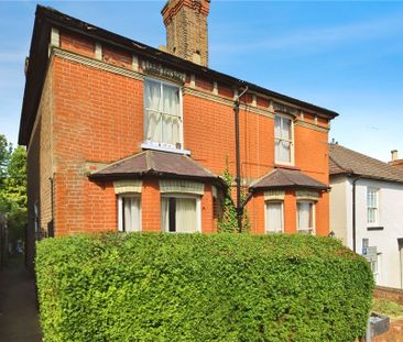 Cheselden Road, Guildford, Surrey, GU1 3SB - Photo 4