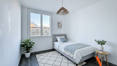 T4 Grenoble - Photo 2