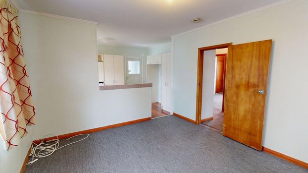 Awapuni - 3 Bedrooms - Photo 1