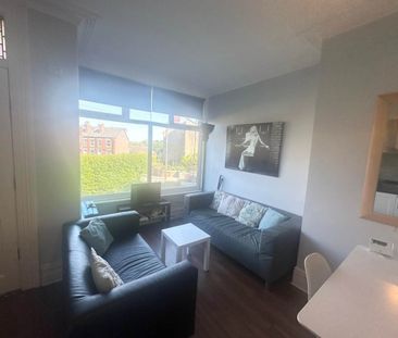 Knowle Terrace (Room 3), Burley, Leeds - Photo 6