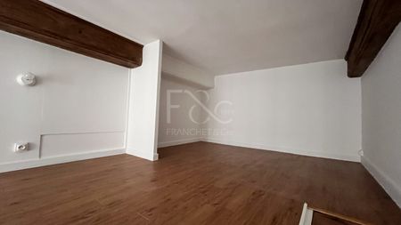 T3 rénové de 58 m² - rue Garibaldi Lyon 6ème - Photo 2