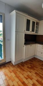 Location Appartement 3 pièces 78m² - Photo 3