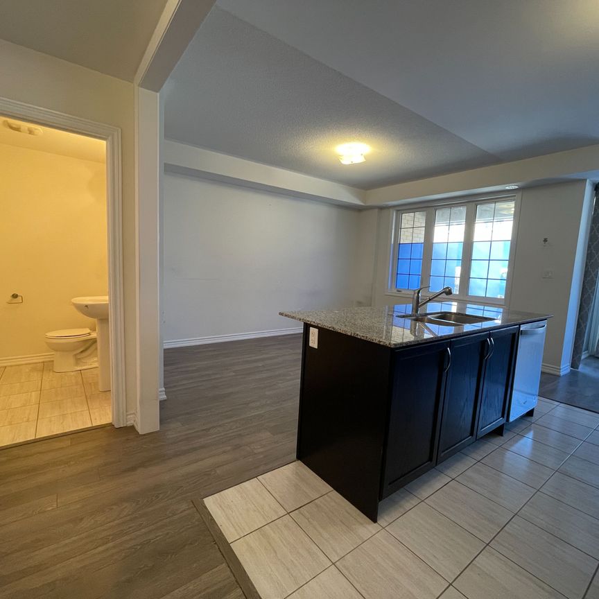 For Lease - 472 Arthur Bonner Avenue, Markham, Ontario - Photo 1