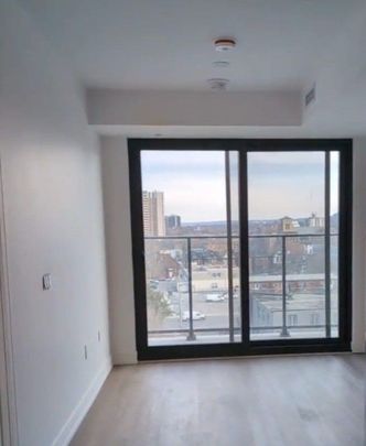 For Lease - 1 Jarvis Street Unit# 825, Hamilton, Ontario - Photo 1