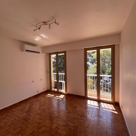 Location Appartement 1 pièce 20m² CAGNES SUR MER 06800 - Photo 4