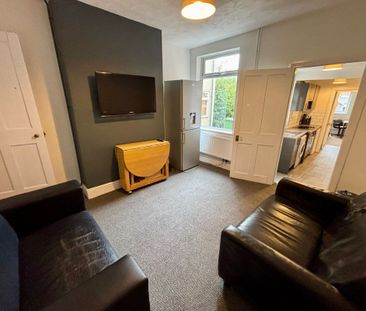 77 Leopold Street -No Deposit & 2 bathroomsLoughborough - Photo 5