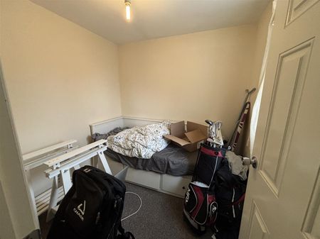 Cropthorne Road South, Bristol - Photo 4