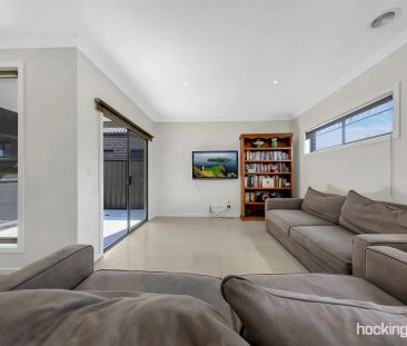 LARGE FAMILY HOME - Photo 2